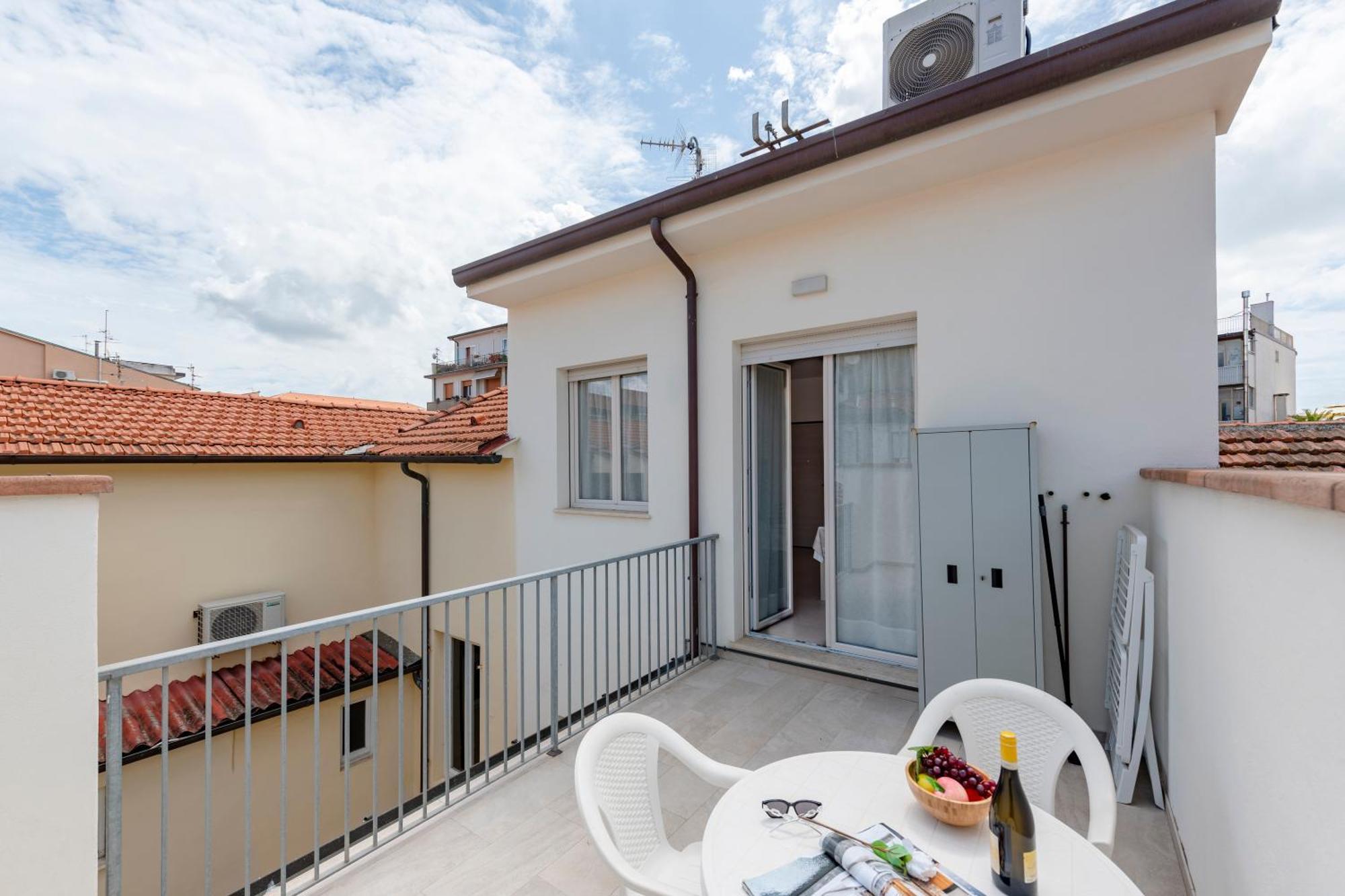 Suite Ondina Viareggio Apartments - Happy Rentals المظهر الخارجي الصورة